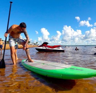 Grupo de Remadores pratica Stand up Paddle nas águas do Rio Tietê na Cidade de Pereira Barreto